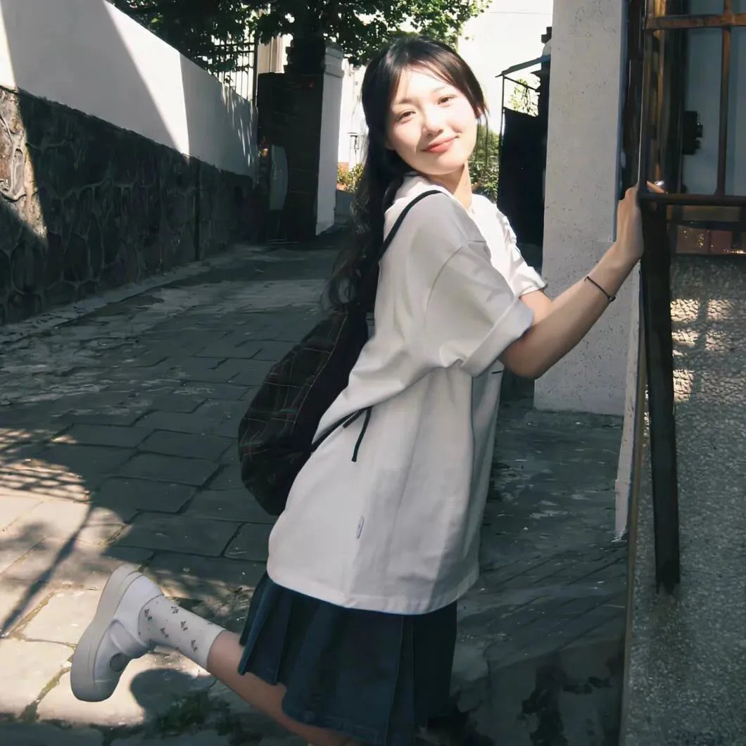 值班警官